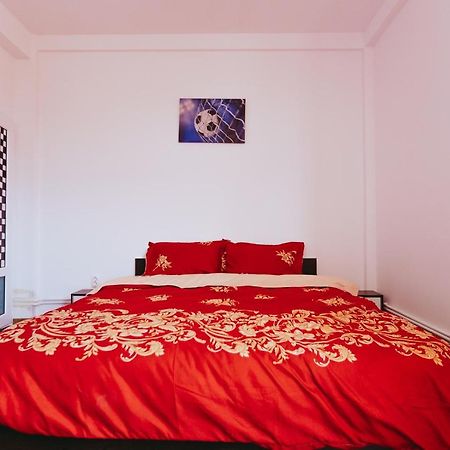 Hotel Casa Selly à Tulcea Extérieur photo