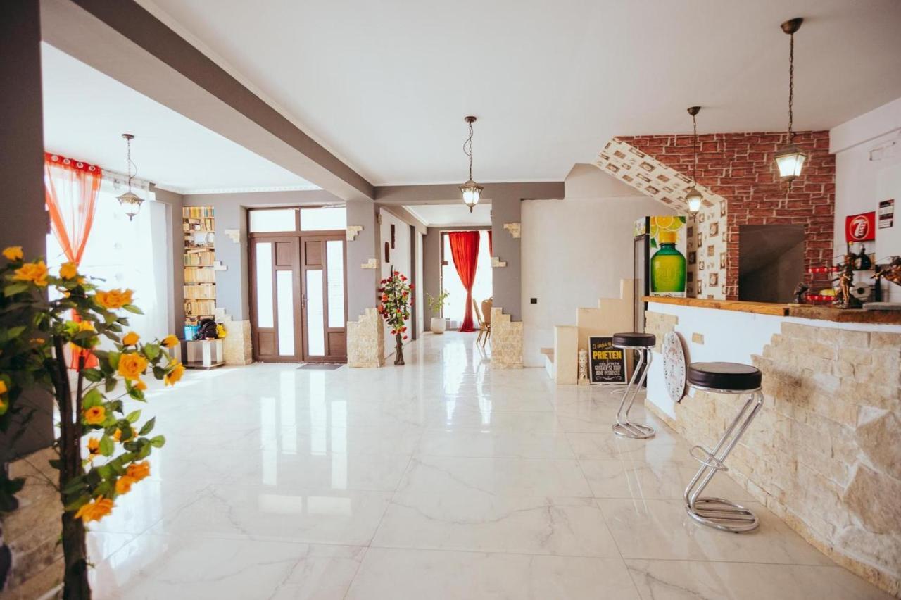 Hotel Casa Selly à Tulcea Extérieur photo