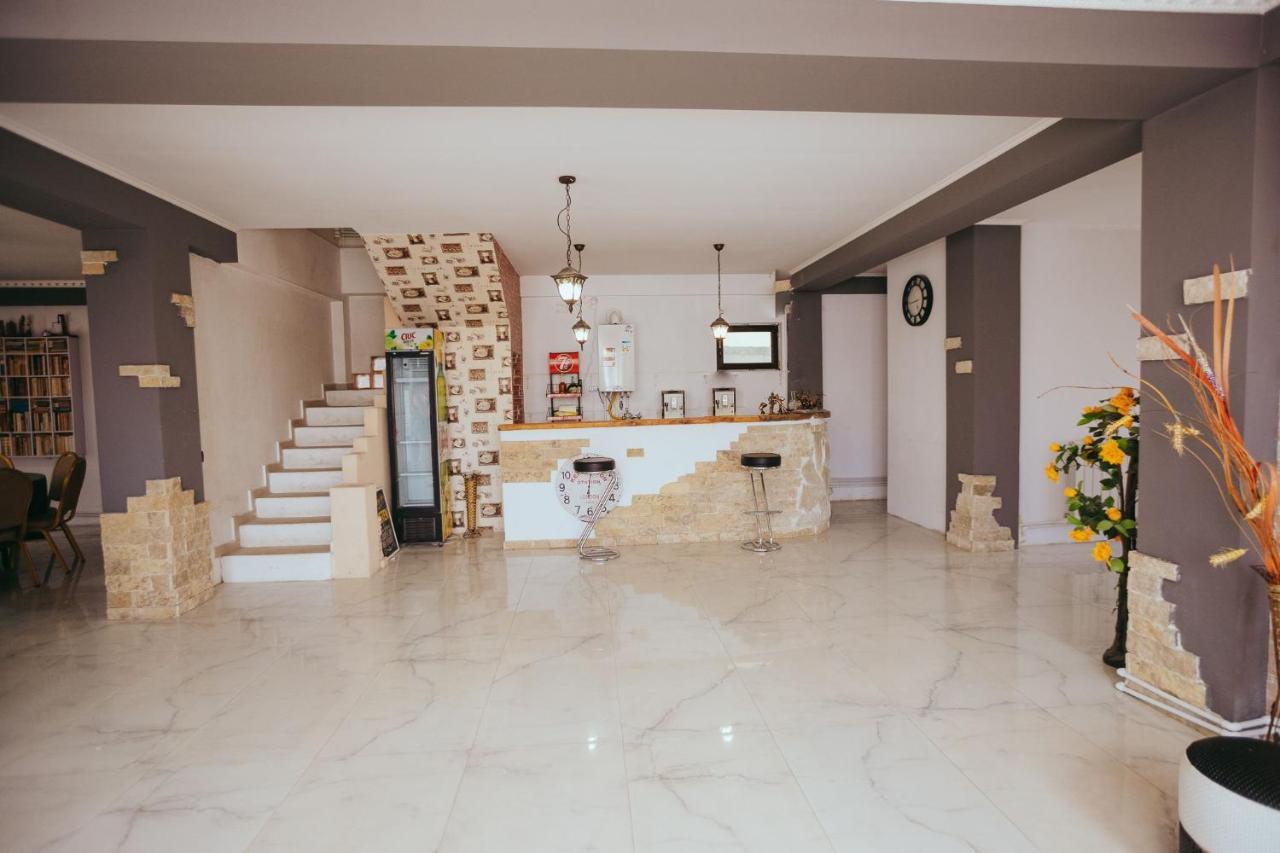Hotel Casa Selly à Tulcea Extérieur photo